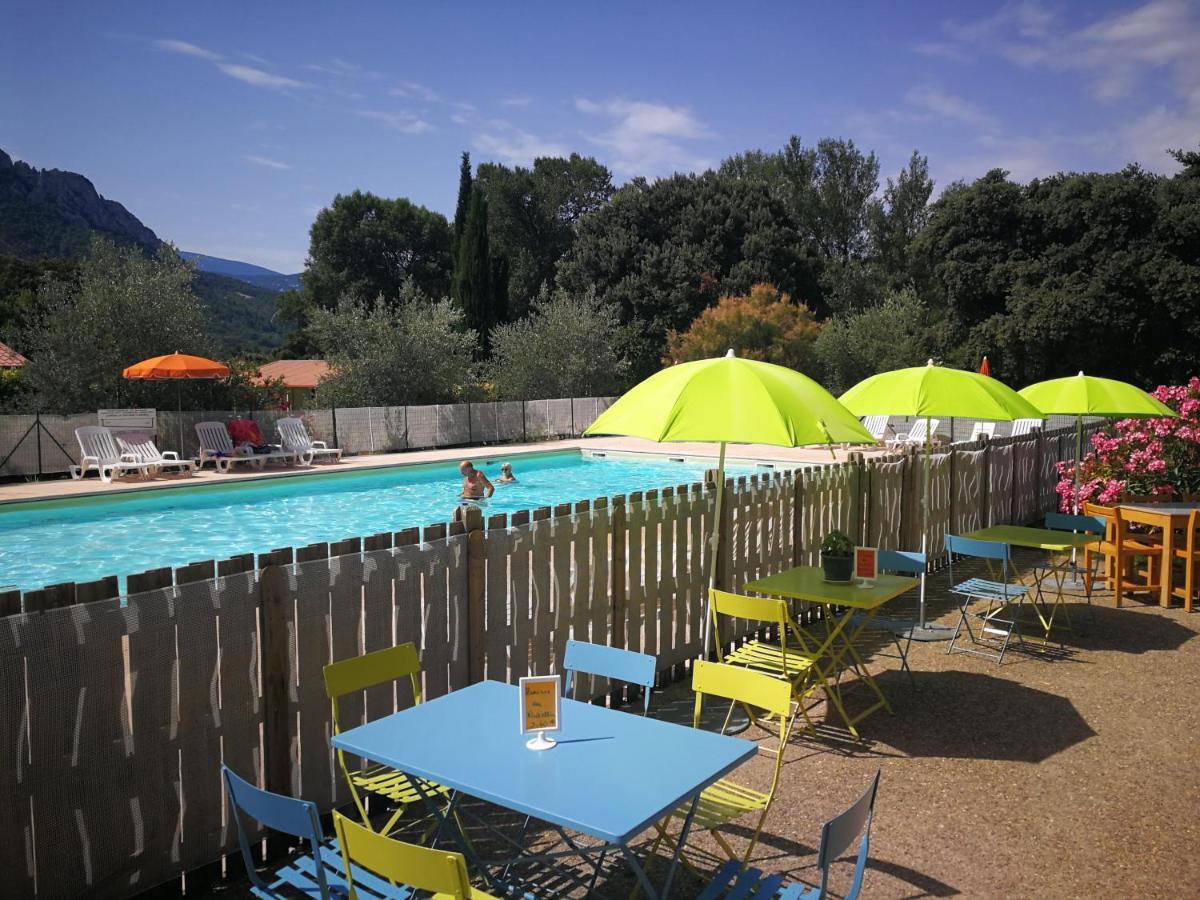 Hotel La Fontaine D'Annibal Buis-les-Baronnies Zewnętrze zdjęcie