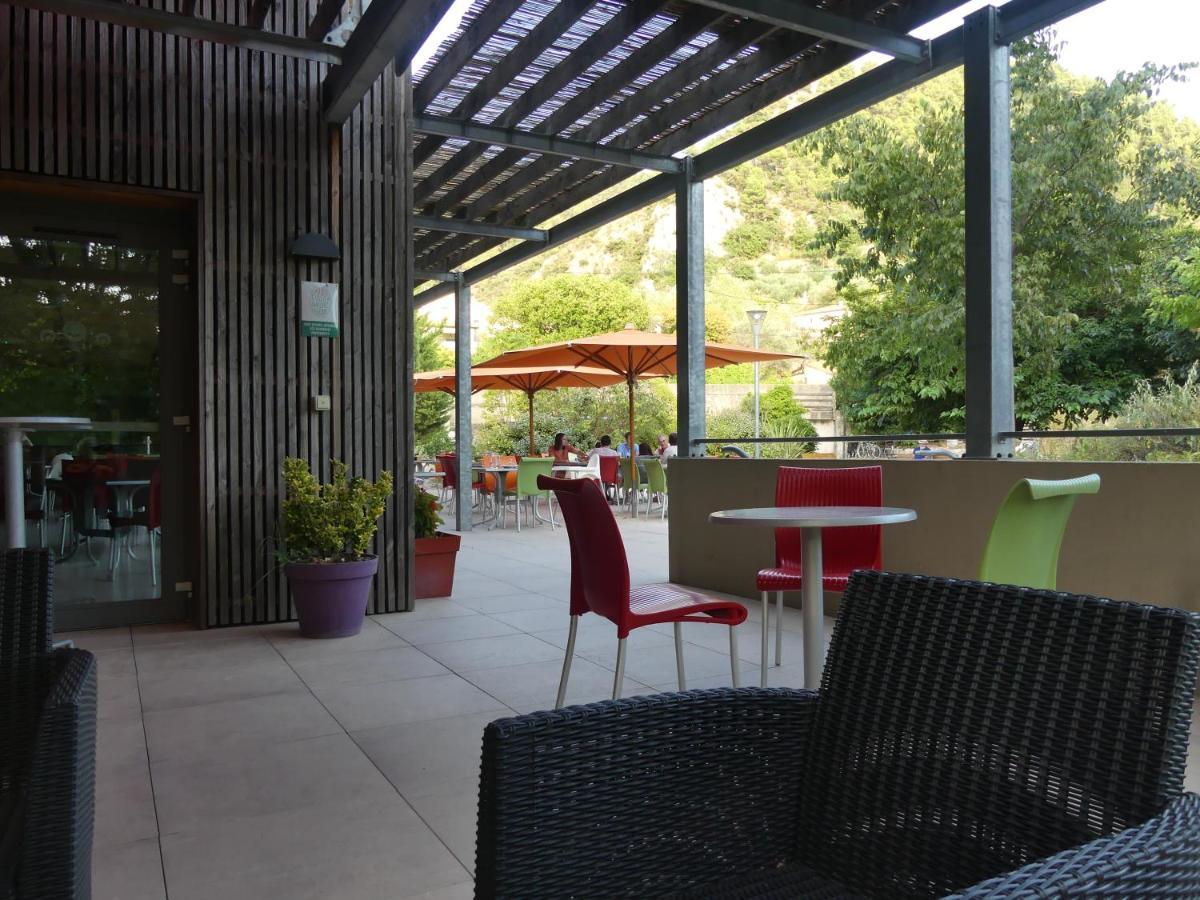 Hotel La Fontaine D'Annibal Buis-les-Baronnies Zewnętrze zdjęcie