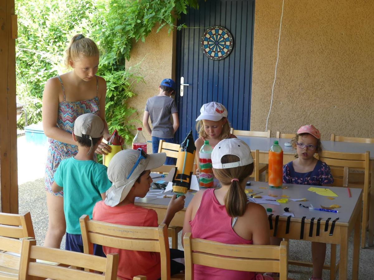 Hotel La Fontaine D'Annibal Buis-les-Baronnies Zewnętrze zdjęcie