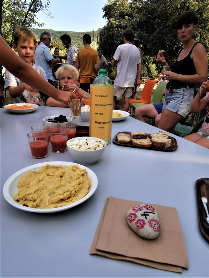 Hotel La Fontaine D'Annibal Buis-les-Baronnies Zewnętrze zdjęcie