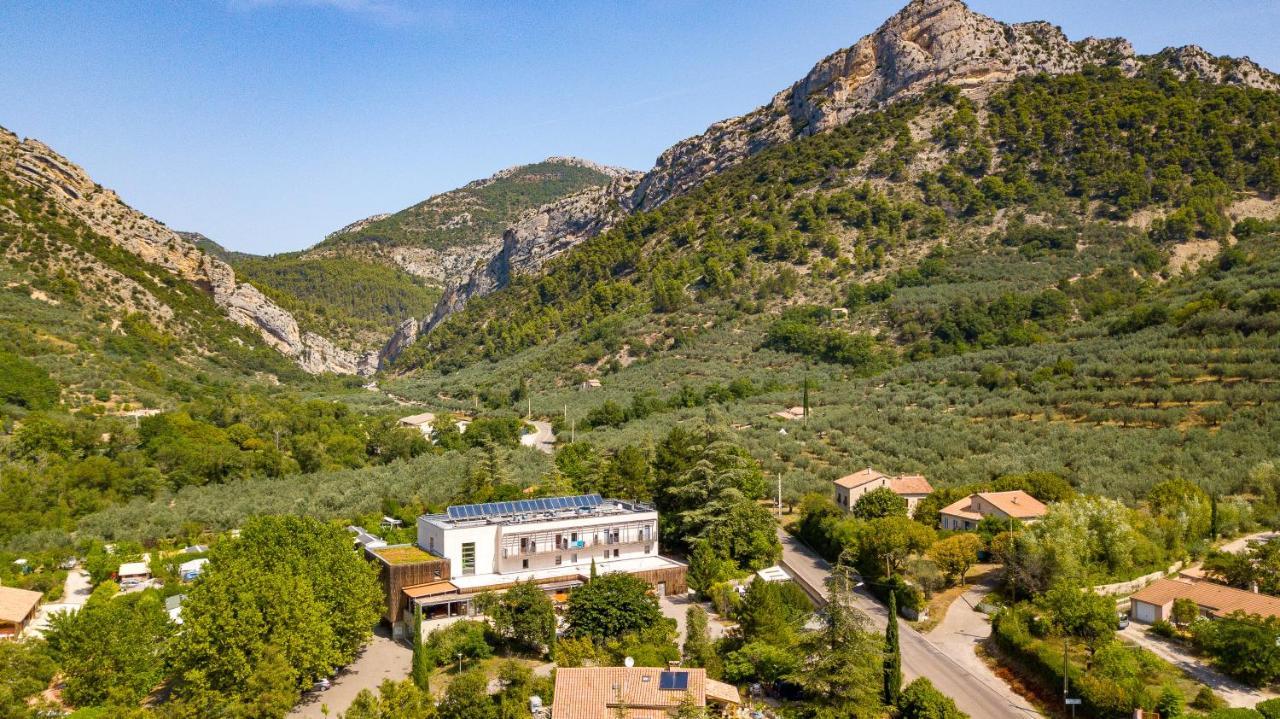 Hotel La Fontaine D'Annibal Buis-les-Baronnies Zewnętrze zdjęcie
